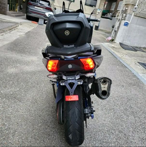 티맥스DX 오토바이 18년식 22000km 아크라구변 판매합니다--3