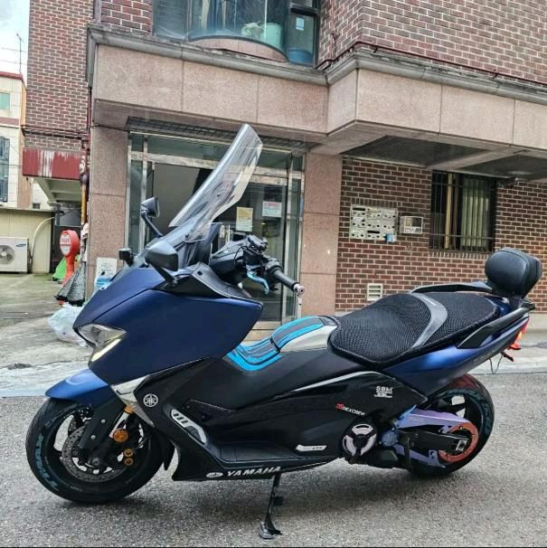 티맥스DX 오토바이 18년식 22000km 아크라구변 판매합니다--4