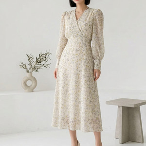 브이넥 잔꽃 플라워 프린트 A라인 간절기 쉬폰 롱원피스ㅡ무배