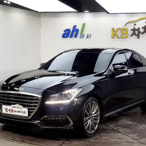 중형 세단 이미지