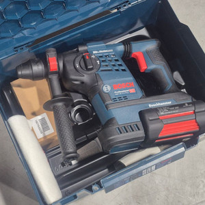 보쉬 충전 함마드릴 (GBH 36V-LI plus) 풀세트 새제품을 중고가에 팝니다 이미지