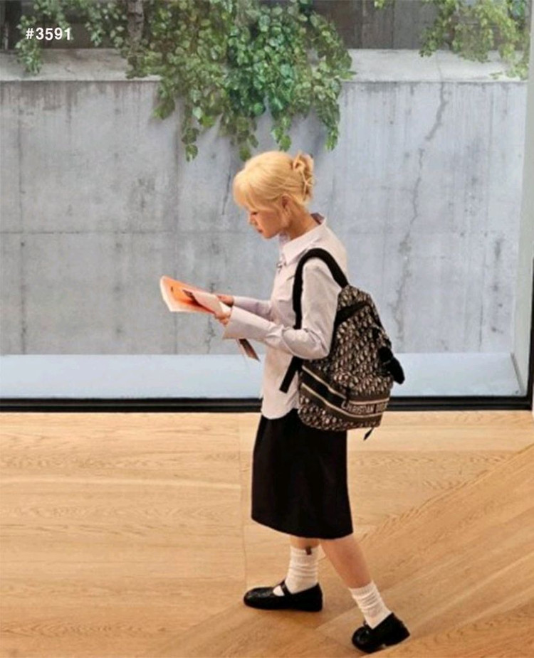 디올 오블리크 트래블 백팩--8