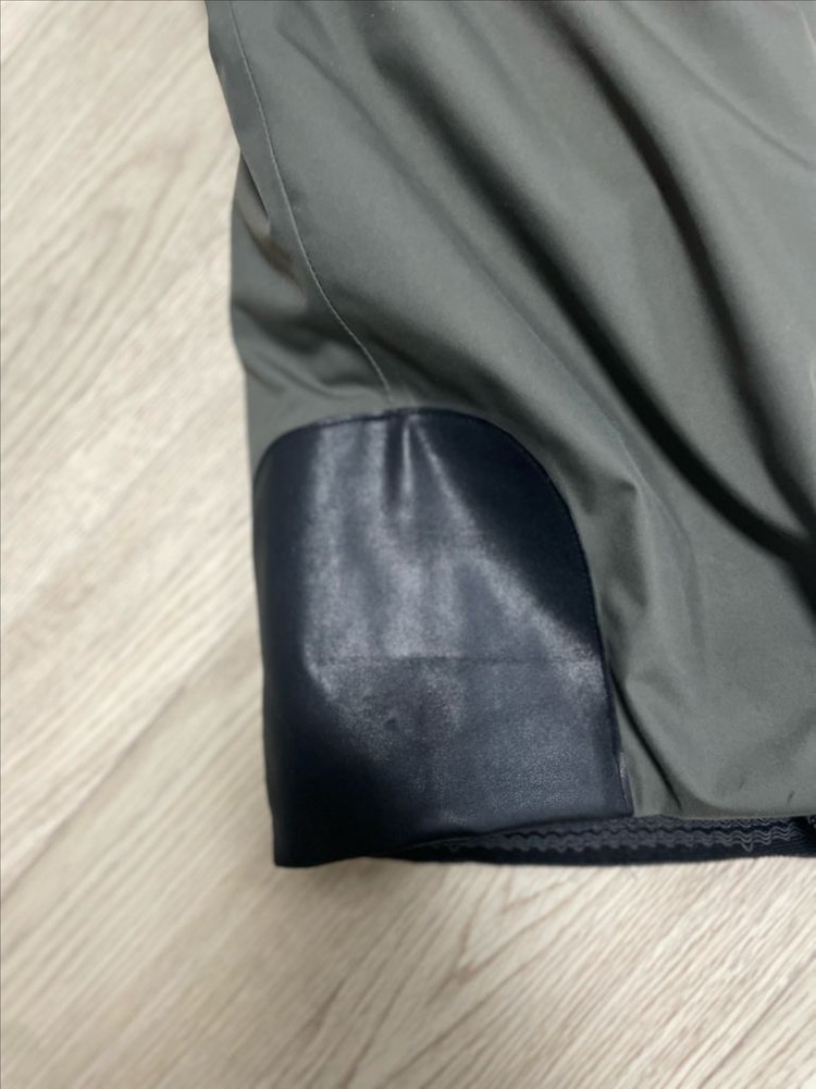 24/25 콜마 스키복(흰색&카키) 50 100-105 판매합니다 이미지