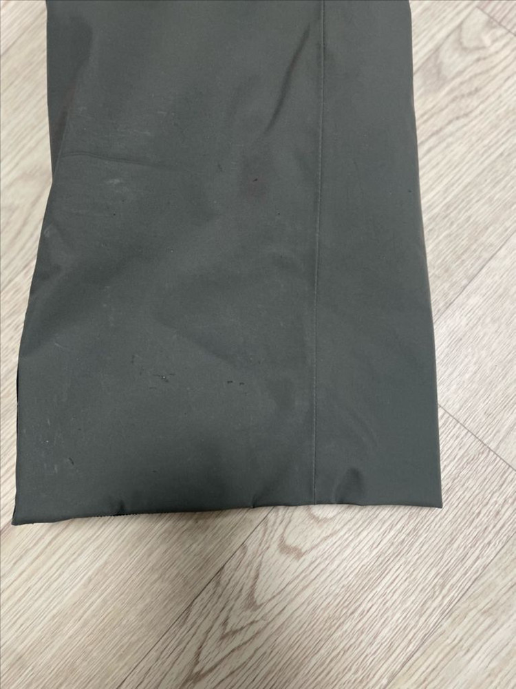 24/25 콜마 스키복(흰색&카키) 50 100-105 판매합니다 이미지