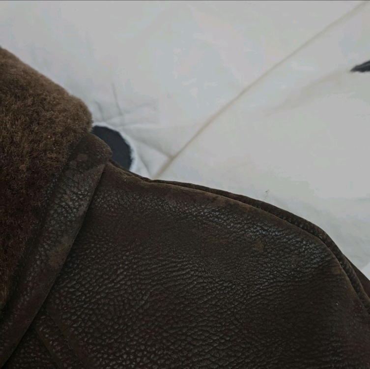 원가22만 갈색 브라운 무스탕 자켓 퍼 자켓 털 자켓 겨울 점퍼 이미지