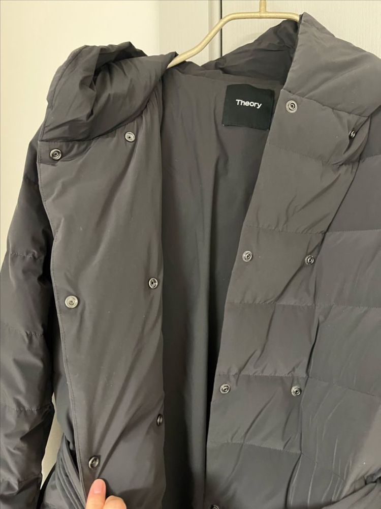 띠어리 롱 덕다운 벨티드 패딩 차콜s 이미지