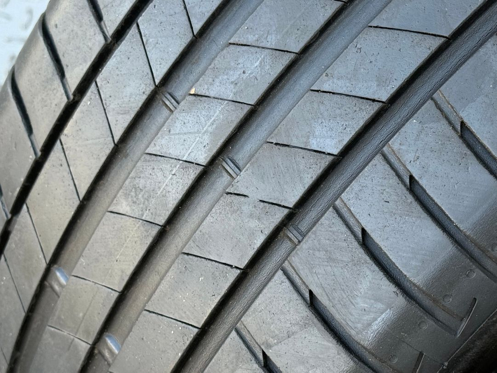 2454519 브리지스톤타이어 투란자 t005 중고타이어 245 45 19 브리지스톤 ㅡ 남양주 구리 오남 진접 이미지