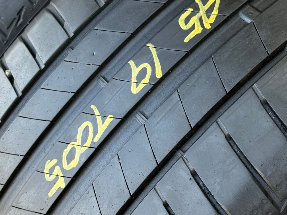 2454519 브리지스톤타이어 투란자 t005 중고타이어 245 45 19 브리지스톤 ㅡ 남양주 구리 오남 진접 이미지