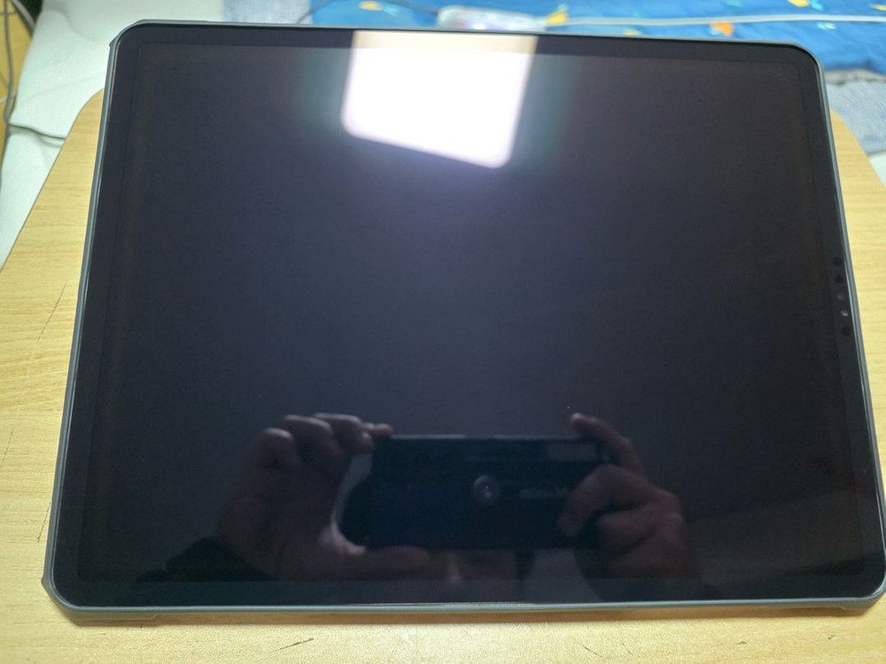 아이패드 프로 12.9 6세대 (M2) 셀룰러 스그 128기가 팝니다--0