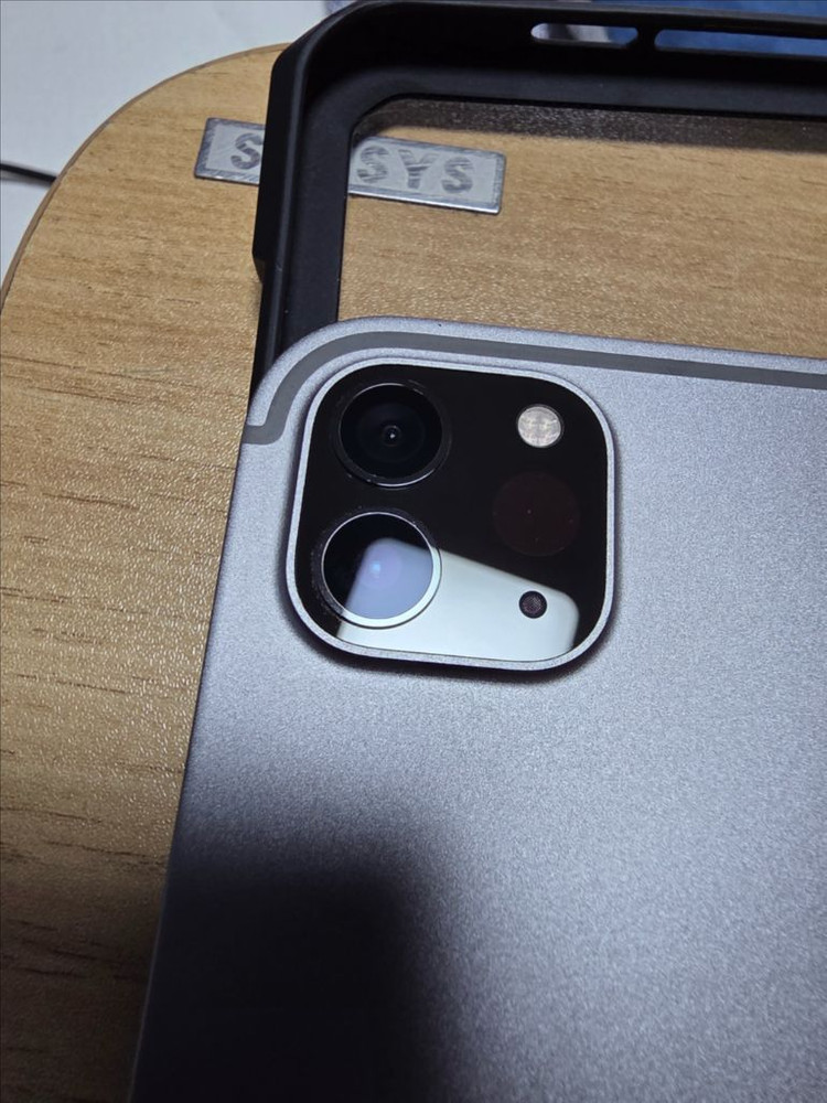 아이패드 프로 12.9 6세대 (M2) 셀룰러 스그 128기가 팝니다--6