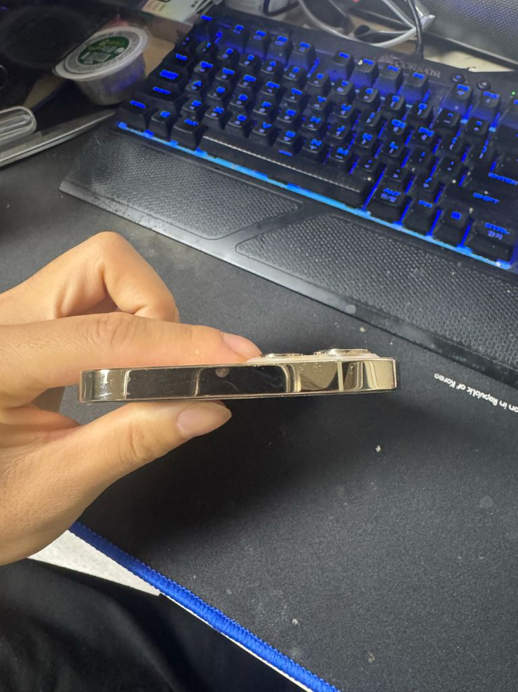 아이폰 12 프로 맥스 256GB A급 판매합니다. 이미지