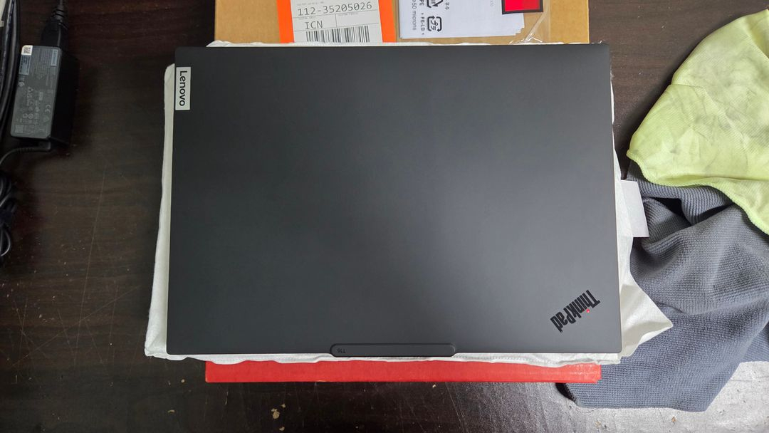 레노버 씽크패드 T16 Gen4 - Ultra 7 32GB RAM 512GB SSD 판매 이미지