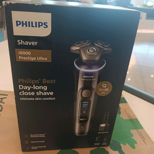 고급 새 필립스 전기면도기 (Philips i9000 XP9402) 이미지