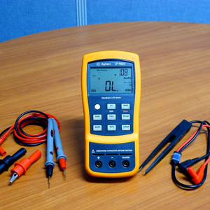 Agilent U1732C 10kHz LCR미터,LCR메터 이미지