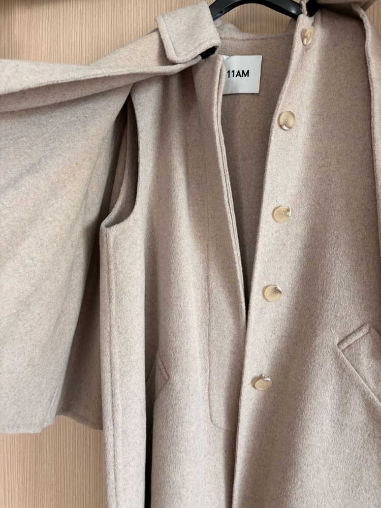 11am 위러브 울캐시미어 베스트케이프롱코트 베이지 오르 드주이 오뮤 매니모어몽 쎄모먼 마이아이코 라밤바룸 이미지