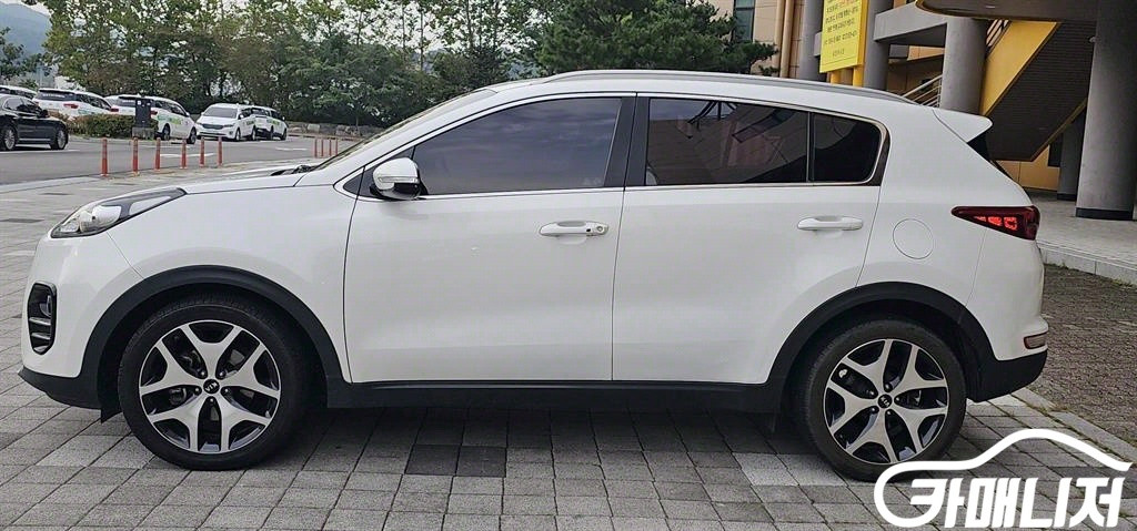 [기아]스포티지 4세대 (QL) 디젤 2.0 2WD 노블레스 #3월급매 이미지