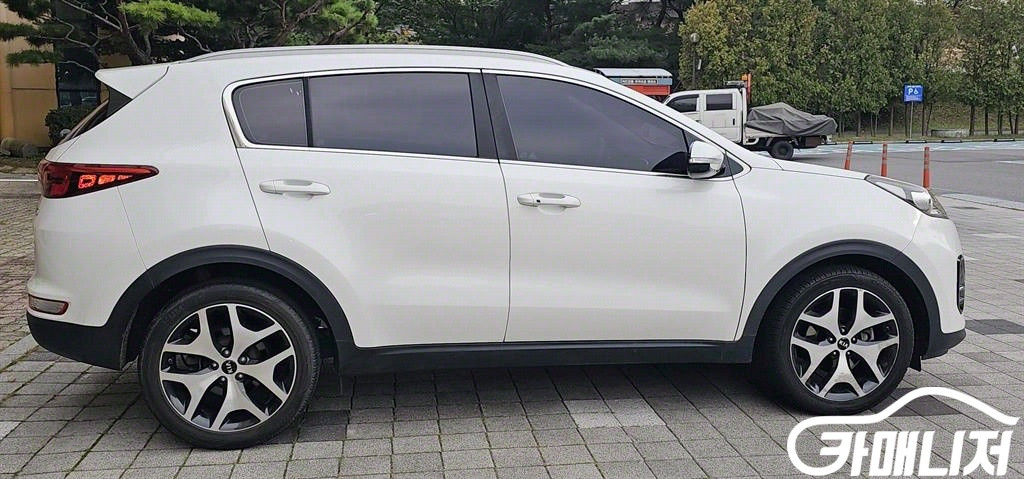 [기아]스포티지 4세대 (QL) 디젤 2.0 2WD 노블레스 #3월급매 이미지