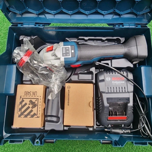 보쉬 그라인더 GWS18V-10SC 이미지