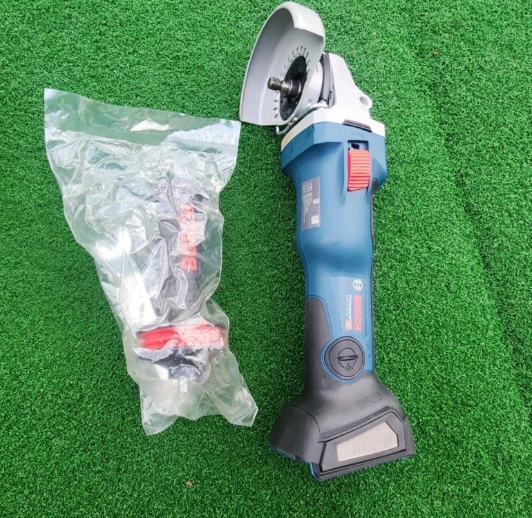 보쉬 그라인더 GWS18V-10SC 이미지