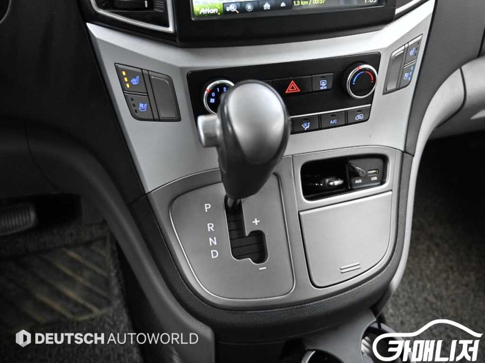 [현대]더 뉴 그랜드 스타렉스 2WD 밴 5인승 모던 #3월급매 이미지