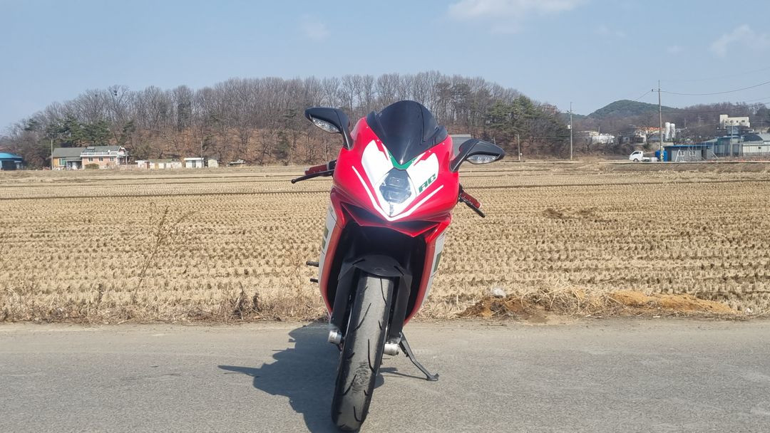 mv아구스타 f3r 23년식/2천키로/급매--1