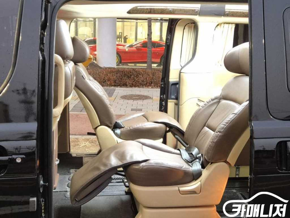 [현대]그랜드 스타렉스 리무진 11인승 4WD HVX VIP팩 (7인승 /0톤) #3월급매--7