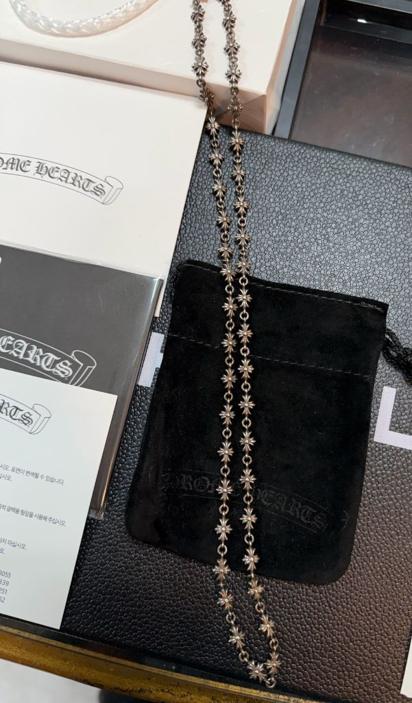 크롬하츠 정품 신형 타이니크로스 25인치 목걸이 팝니다.!! 이미지