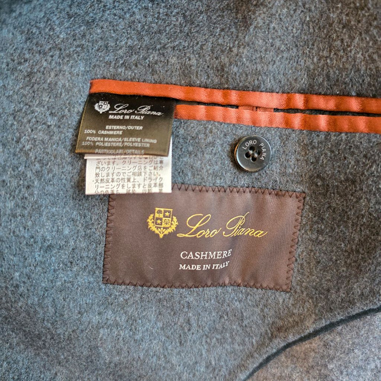 [정품] 로로피아나 캐시미어 100% 코트 (표기 S / M 추천) 이미지