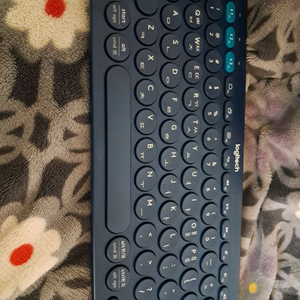 로지텍 k380 키보드 팝니다 이미지