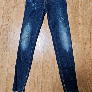 정품,최상급) 디스퀘어드2 여성 데미지워싱 페인팅 스키니 스판 청바지,29인치