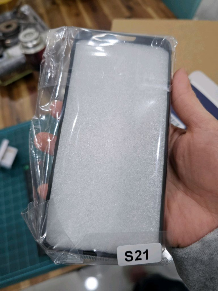 갤럭시 S21 블랙 실리콘 링 케이스 이미지