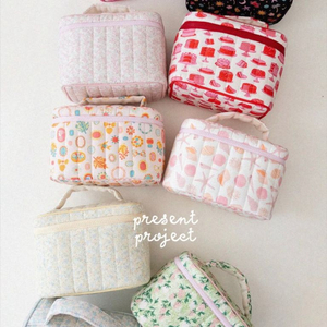 프레젠트프로젝트 드로잉딸기 콜드백 판매합니다