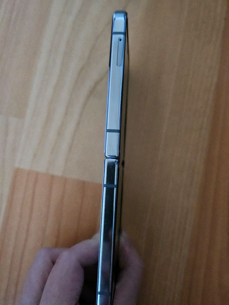 Z플립4 256G 무잔상--6