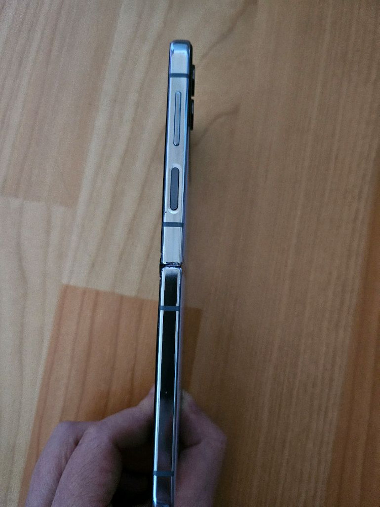 Z플립4 256G 무잔상--7