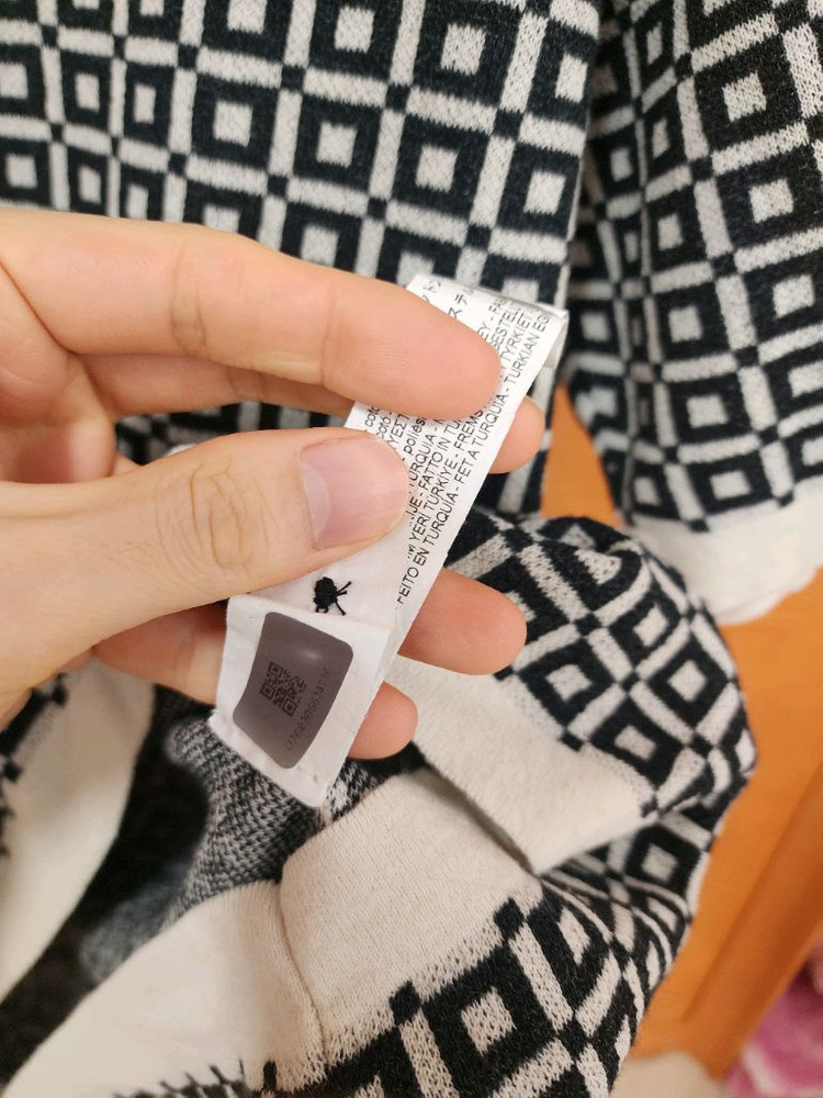 ZARA 자라 반팔 니트 팝니다.--6