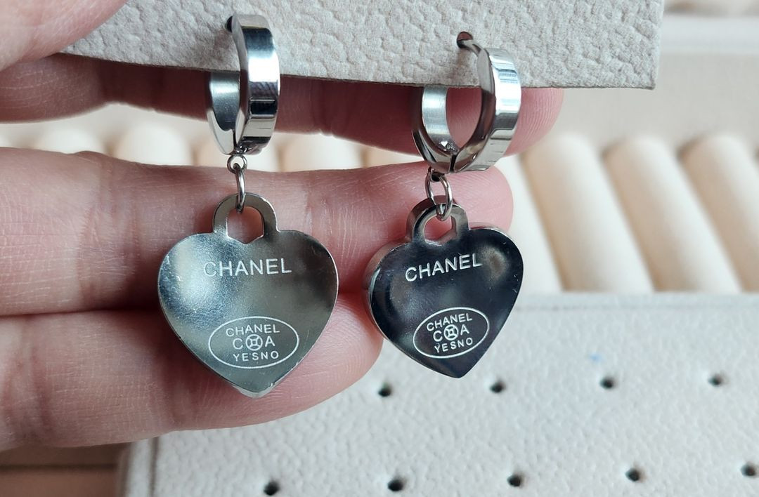 샤 달랑이귀걸이 하트 드롭귀걸이 (새상품)--3