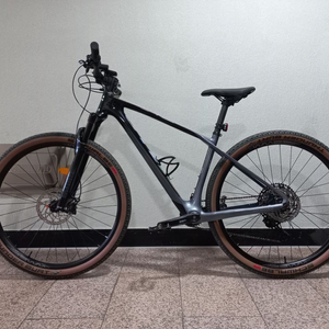 [상태최상] 첼로 크로노50 풀카본 MTB 자전거 [255만원>>>145만원]+20만원 상당 액세서리 증정 이미지