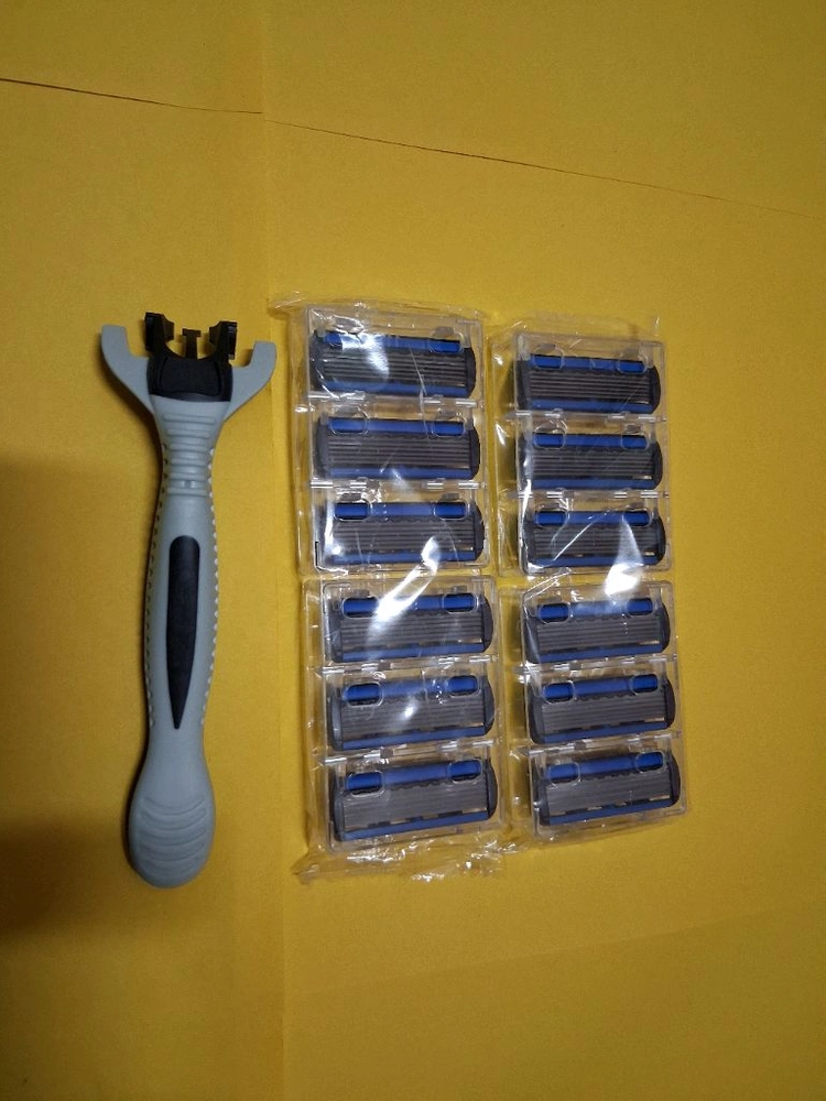 면도기 3종 세트 새상품입니다. 이미지