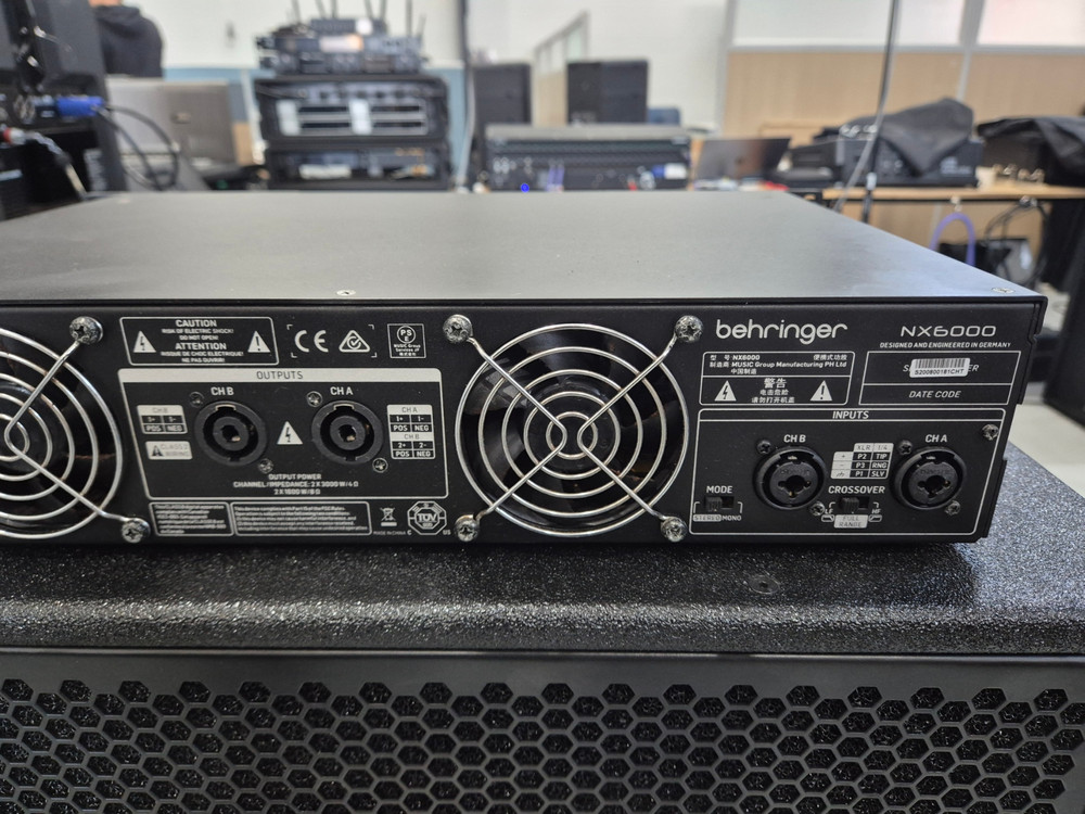 베링거 NX-6000 고출력 파워앰프--2