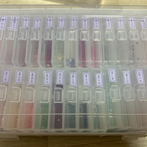 보석십자수 비즈통