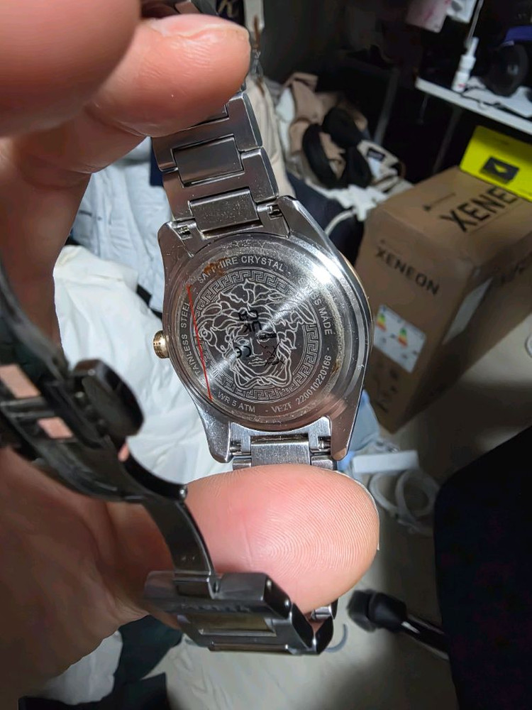 베르사체 정품 시계 팝니다 이미지