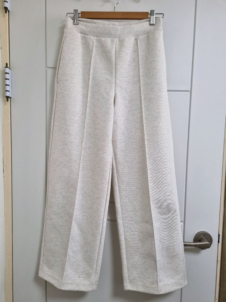 유니클로여성팬츠 M사이즈 스웨트트레이닝팬츠 (새상태택달림)--1