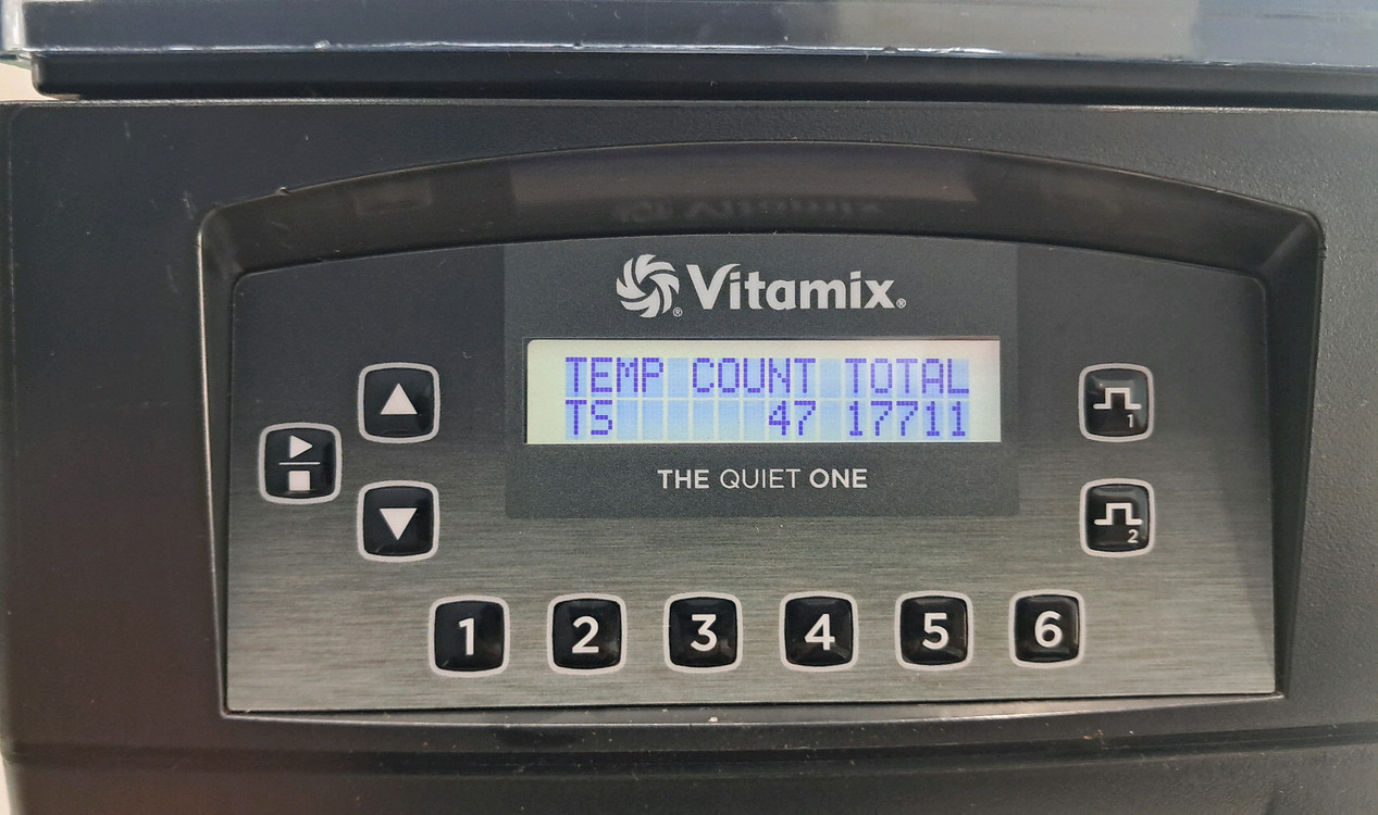 바이타믹스 콰이어트원 블렌더--5