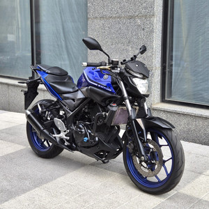 2017년식 야마하 MT03 레이스블루 판매합니다. 이미지