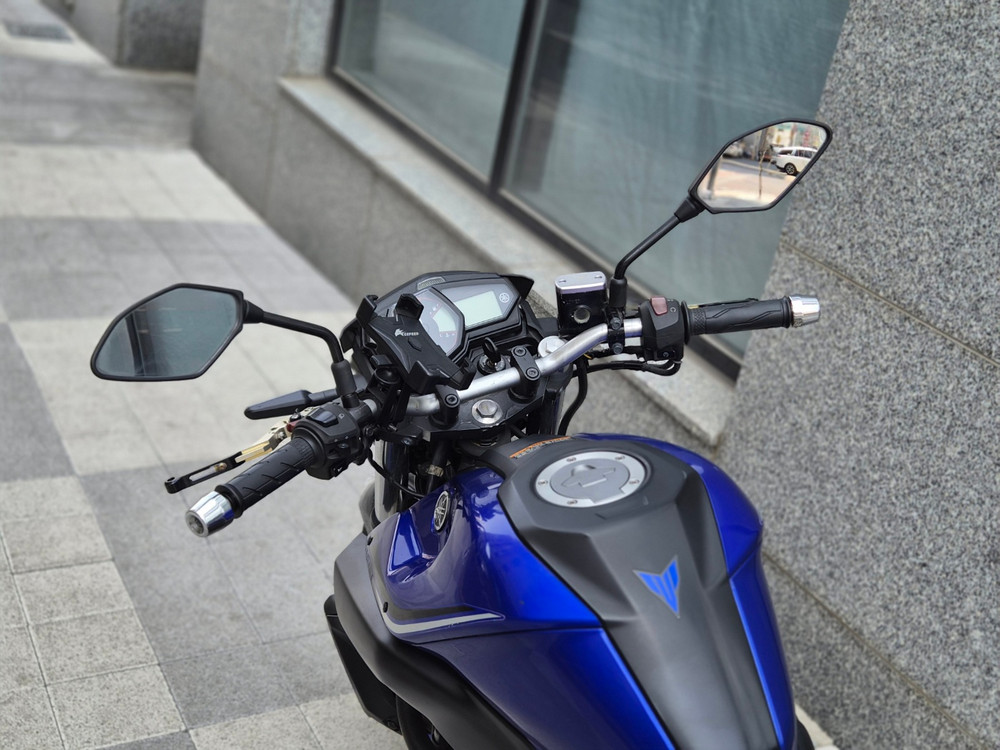 2017년식 야마하 MT03 레이스블루 판매합니다. 이미지