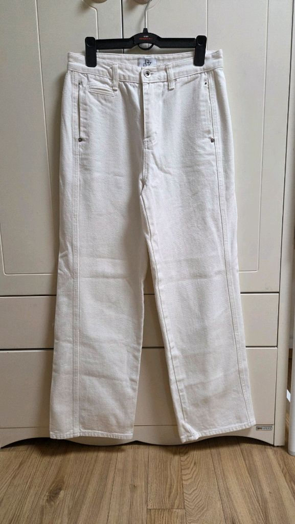 브론즈 여성의류 데님 아이보리팬츠 미듐 이미지