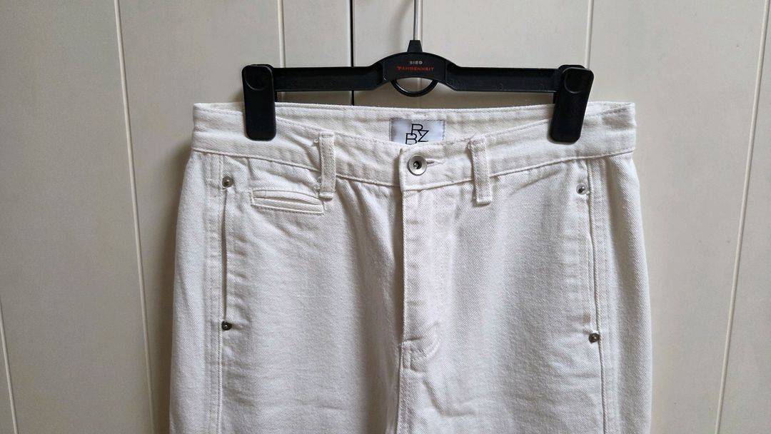 브론즈 여성의류 데님 아이보리팬츠 미듐 이미지