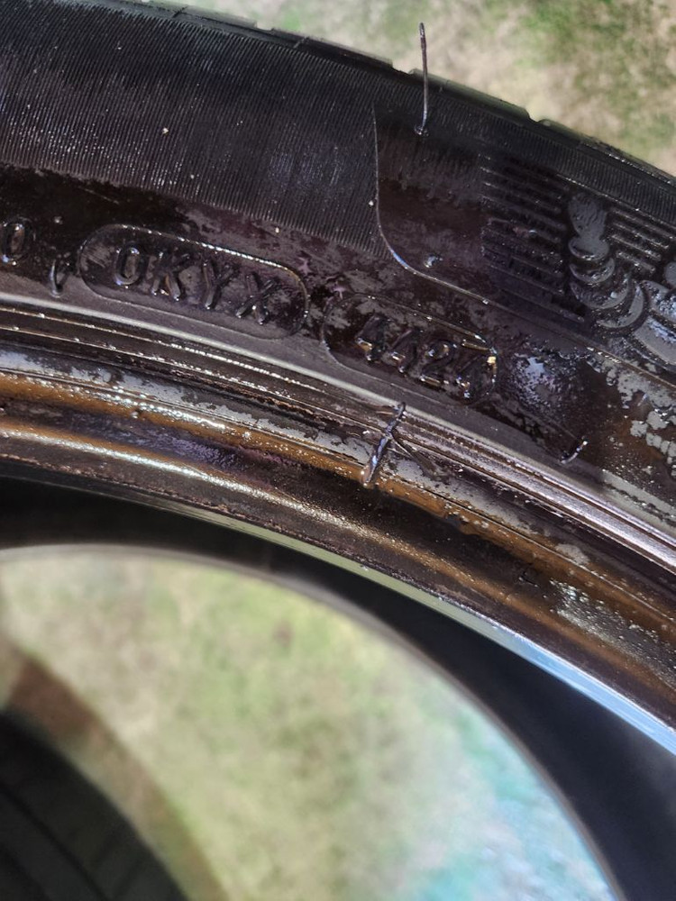 미쉐린 파일럿스포츠4 SUV ZP 런플랫 275 40 22 (2개) 이미지