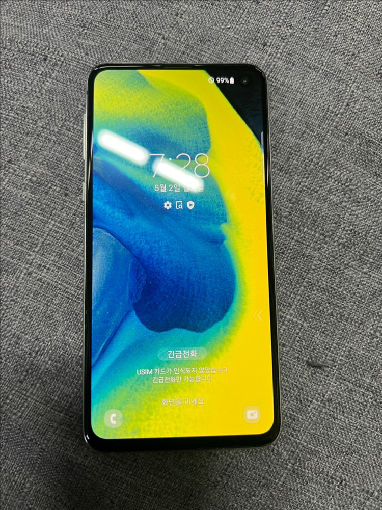 갤럭시 S10e 128gb 이미지