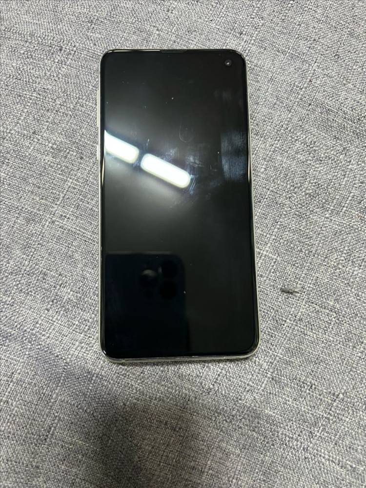 갤럭시 S10e 128gb 이미지